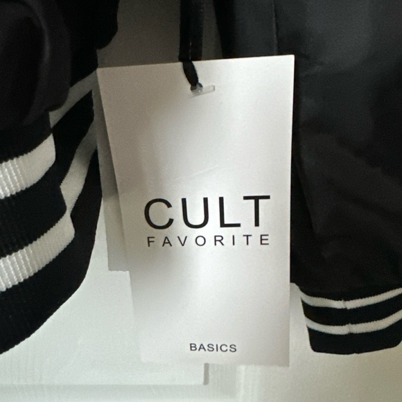 New With Tags Cult Favorite Basics Woman’s  XL Black Brooklyn Jacket - Picture 10 of 16